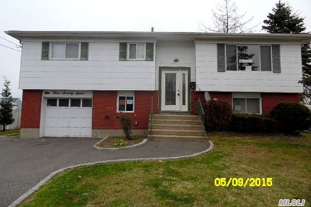 1st image of 377 Jervis Ave
