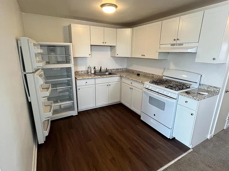 168 N Bonsall Ave — Photo 6