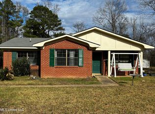 836 River Rd, Fayette, MS 39069