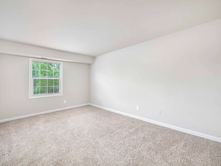 MAA Greenbrier — Photo 16