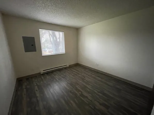 13060 SE Rusk Rd #17, Portland, OR 97222