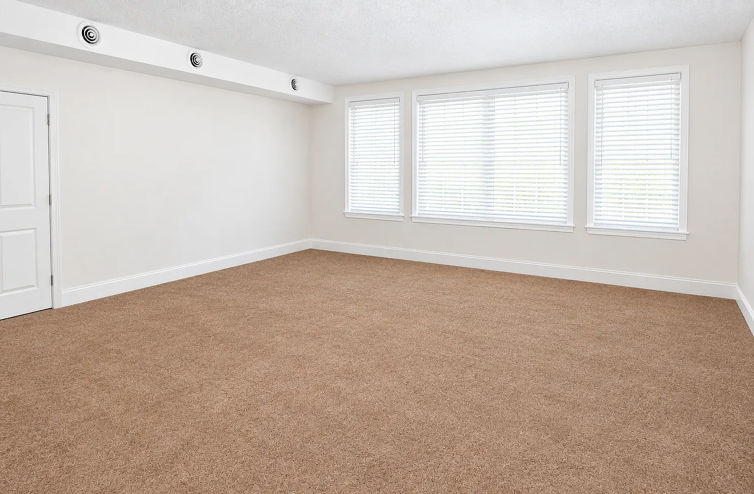 3 bed, 1.0 bath, $2,499 — Photo 2
