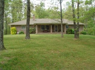 681 Goldfinch Rd, Marshfield, MO 65706