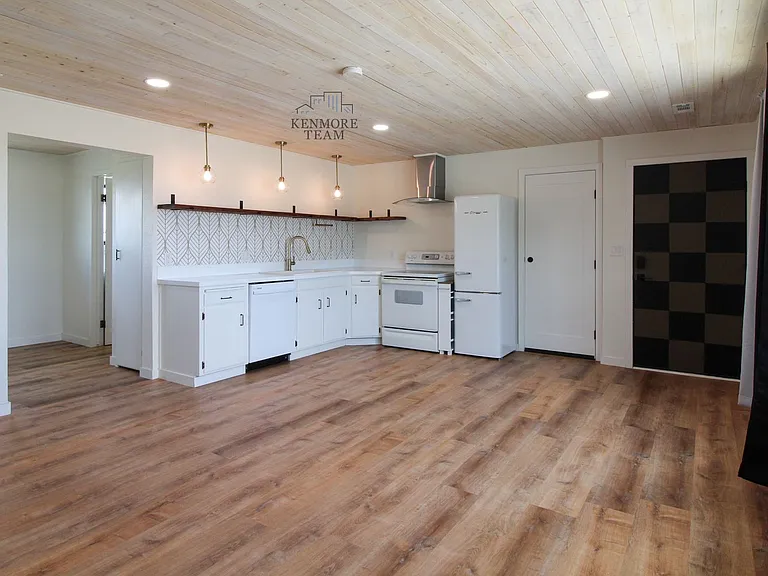 4151 Columbia River Rd — Photo 19