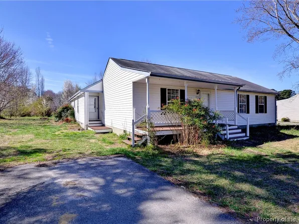 175 Racefield Dr, Toano, VA 23168