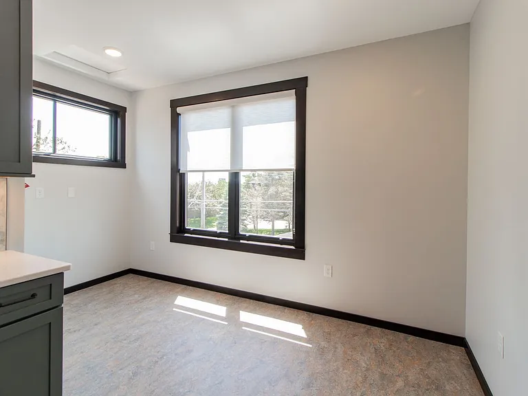 802 S Lake Ave #3 — Photo 1