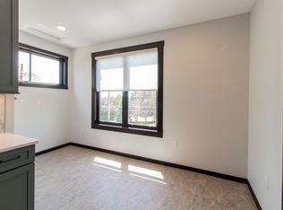 802 S Lake Ave #3, Duluth, MN 55802