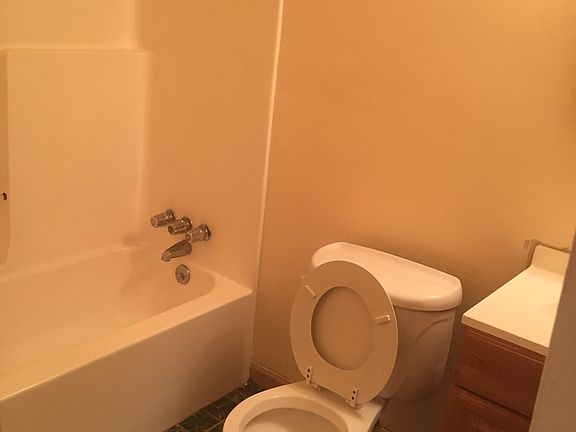 2nd image of 304 Terrace Ct