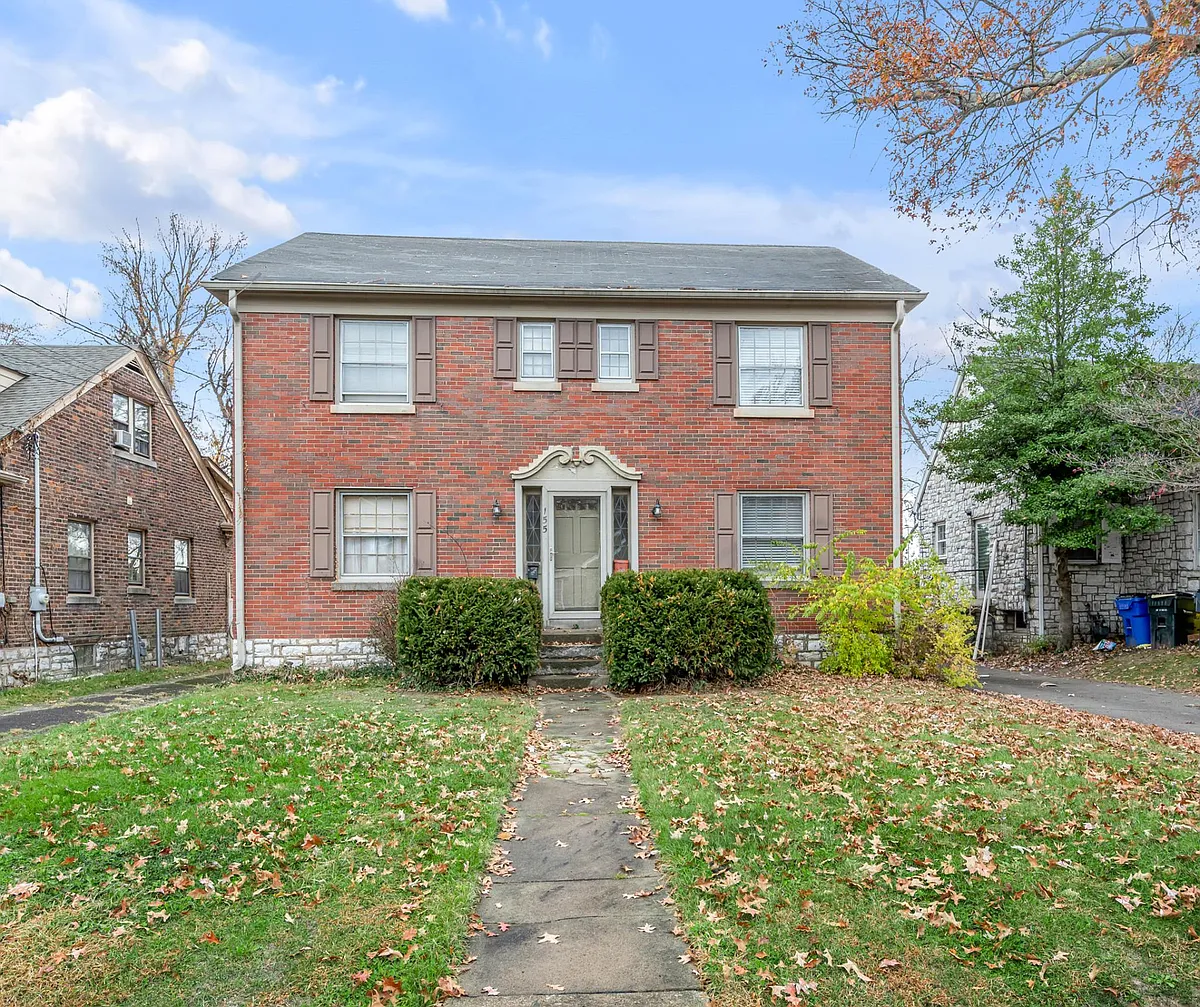 Photo 1 of 14 - 155 Shawnee Pl #B - Lexington, KY Primary Photo - 155 Shawnee Pl #B