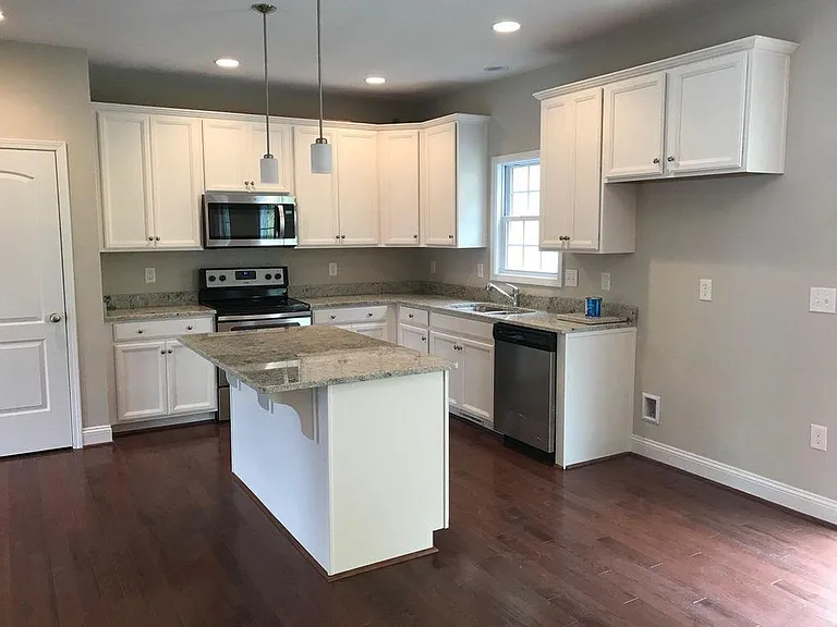 4240 Campbell View Ln — Photo 11