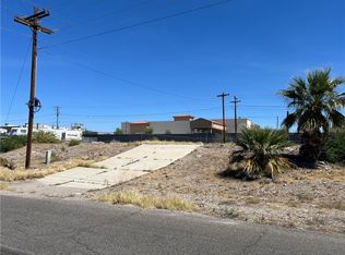 1692 Shamrock Rd, Bullhead City, AZ 86442