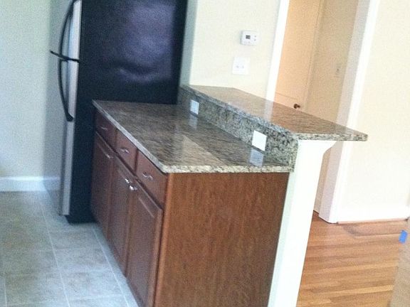 3rd image of 1523 N Stafford St APT B