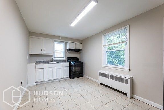 3rd image of 472-474 21st Ave #2