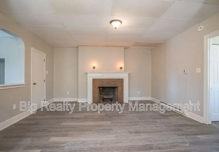 529 King St #1 — Photo 4