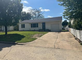 724 N Irvington Ave, Tulsa, OK 74115