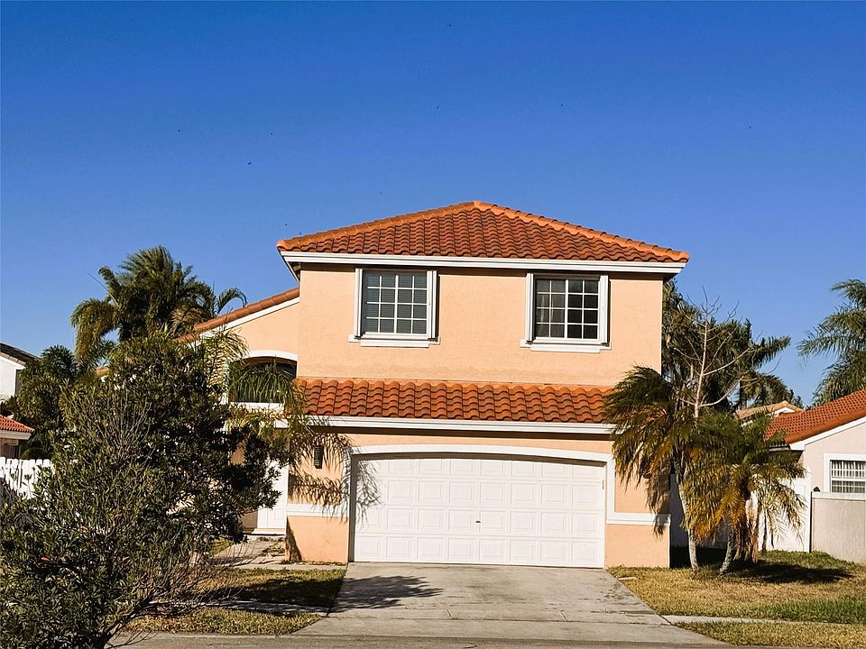 1st image of 322 SW 193rd Avenue