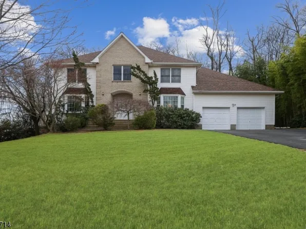 52 Continental Rd, Parsippany-Troy Hills Twp., NJ 07950