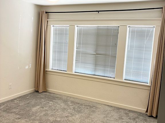 2nd image of 1530 E Appleton St #1530