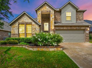 720 Shadow River Dr, Saginaw, TX 76179