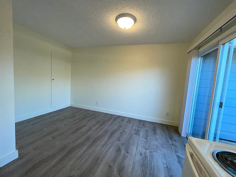9738 SE 42nd Ave #2 — Photo 12
