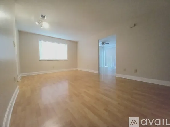 6200 Blynn Dr, Myrtle Beach, SC 29572