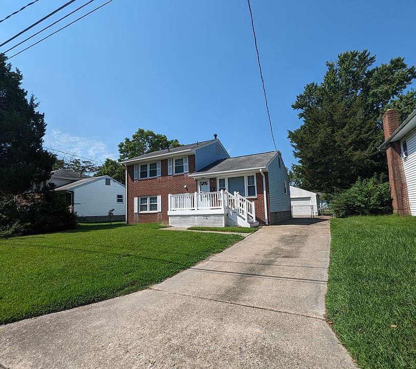 1st image of 15 Janet Dr