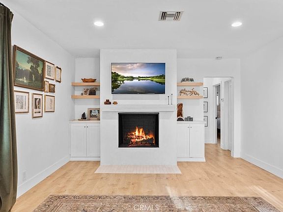 5th image of 1802 Russell Pl