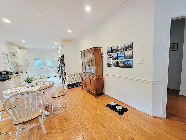 207 Danforth Dr — Photo 7