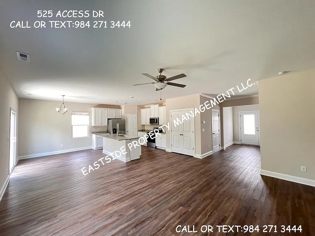 Building Photo - 525 Access Dr