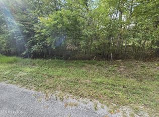 4027 Desoto Dr, Crossville, TN 38572