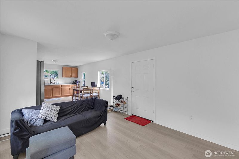4th image of 3333 228th Street SE #119