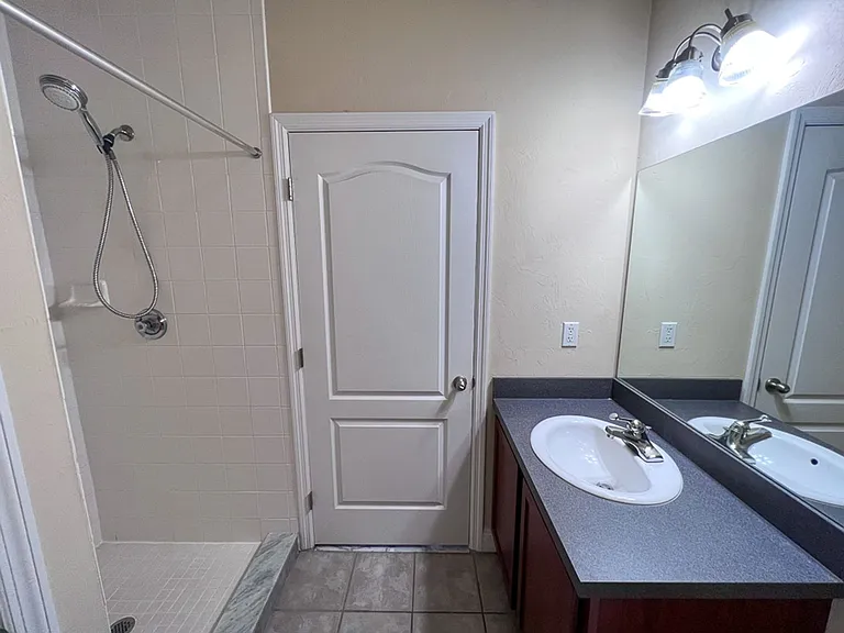 2972 SW 35th Pl #84 — Photo 12