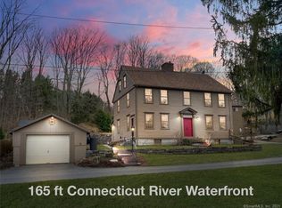 2 Landing Rd S, Higganum, CT 06441