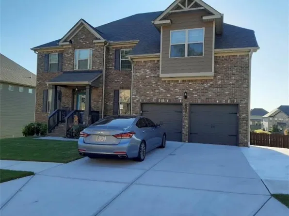 3785 Spring Place Ct, Loganville, GA 30052