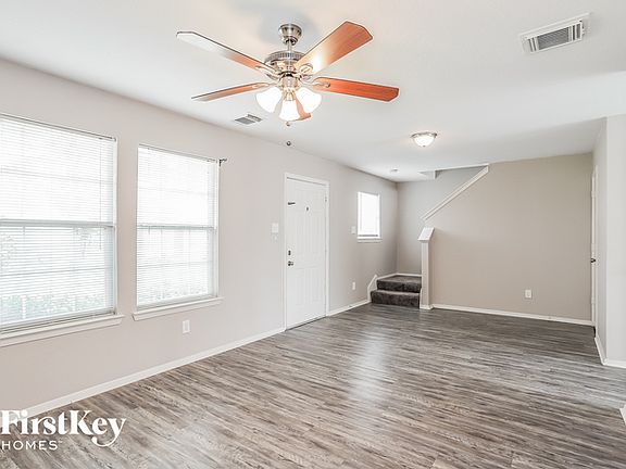 3rd image of 20715 Patriot Park Ln