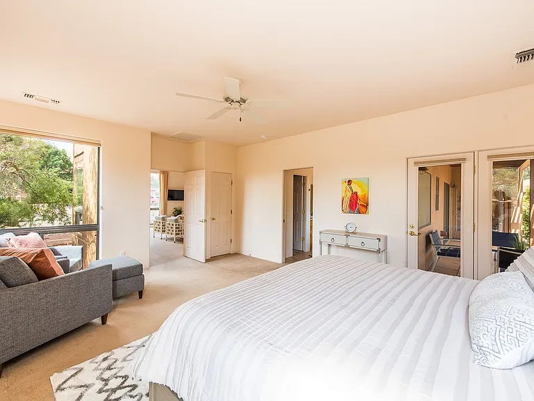 165 Quartz Dr — Photo 22