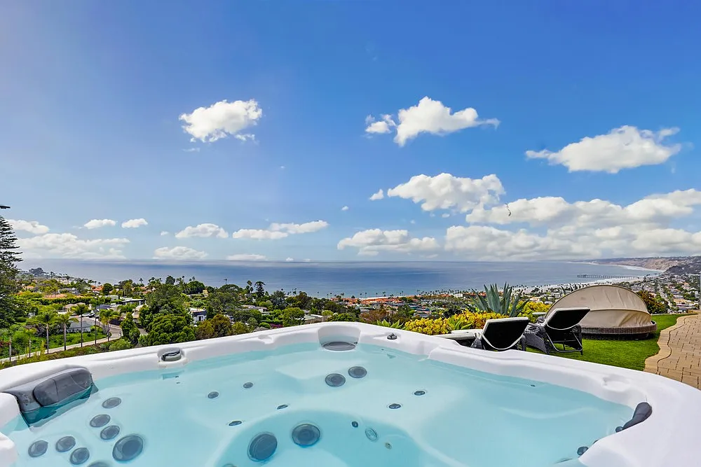 Hot tub overlooking view, with adjacent outdoor shower - 7605 Caminito Avola