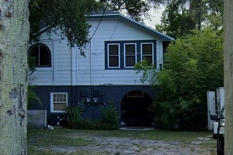 1st image of 519 Wildwood Way APT B
