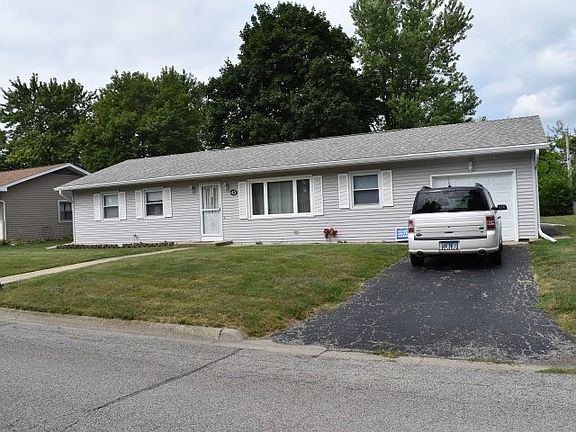 2nd image of 45 Oakwood Dr