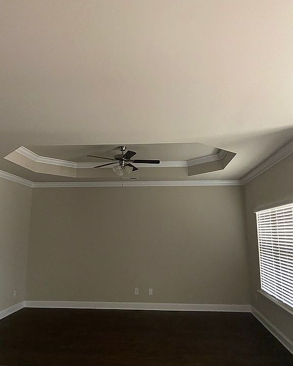 1st image of 6503 Moon Crest Ln
