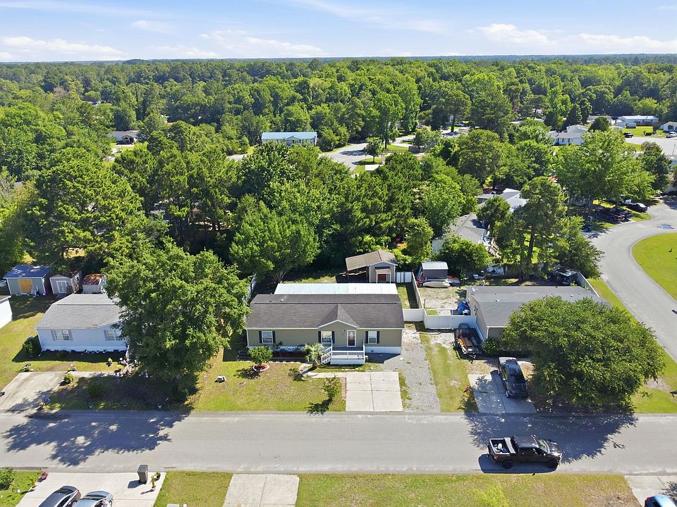 1st image of 351 Southern Pines Dr.