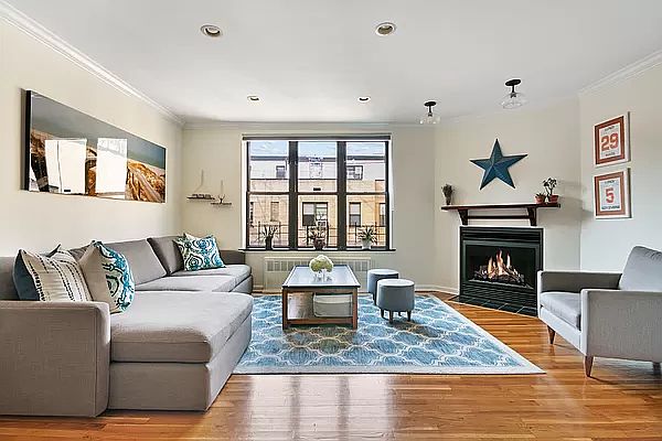1st image of 315 Saint Johns Pl APT 6D