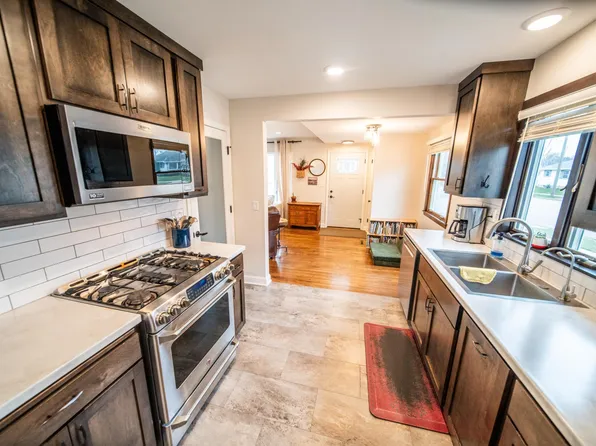 1412 9th Ave NE, Rochester, MN 55906