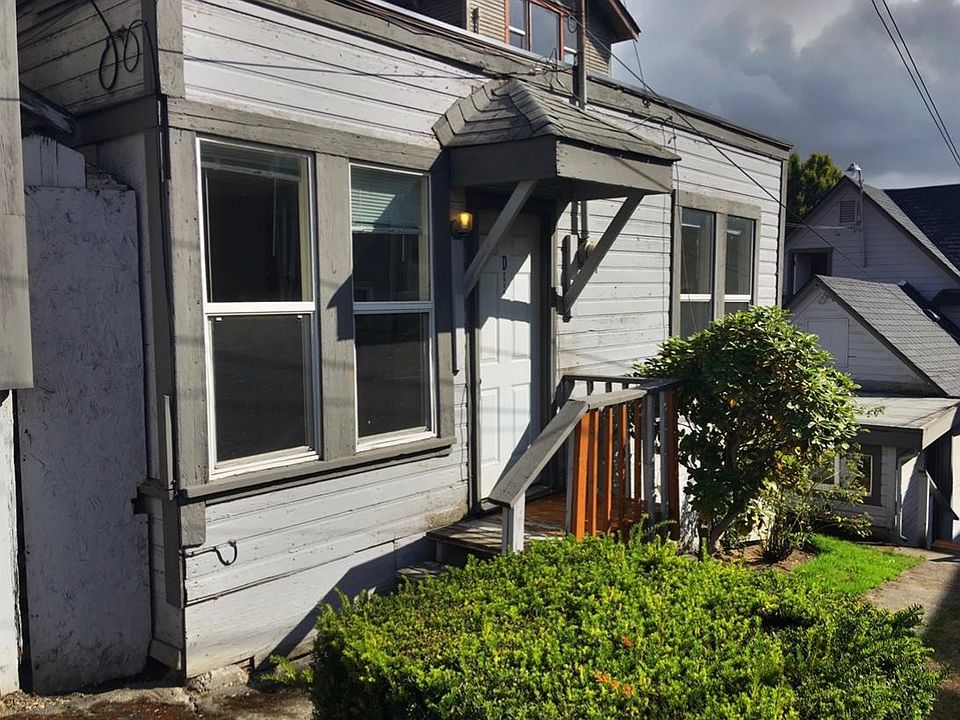 1st image of 3220 Lombard Ave #D