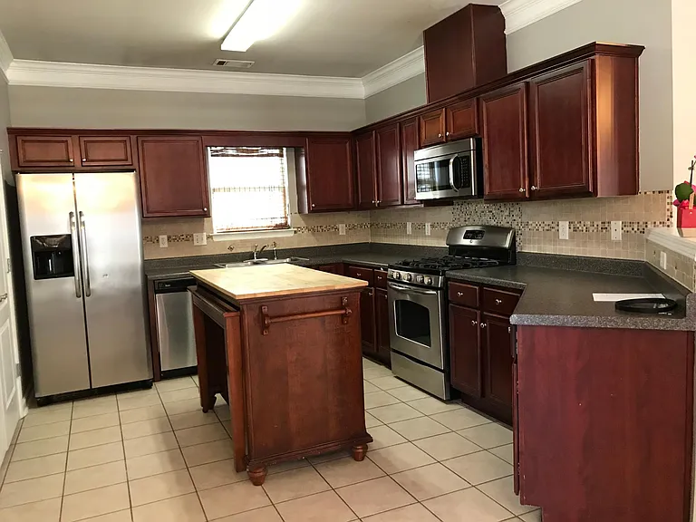 134 Highview Cv — Photo 9