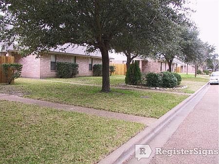 1st image of 2516 Hickory Dr