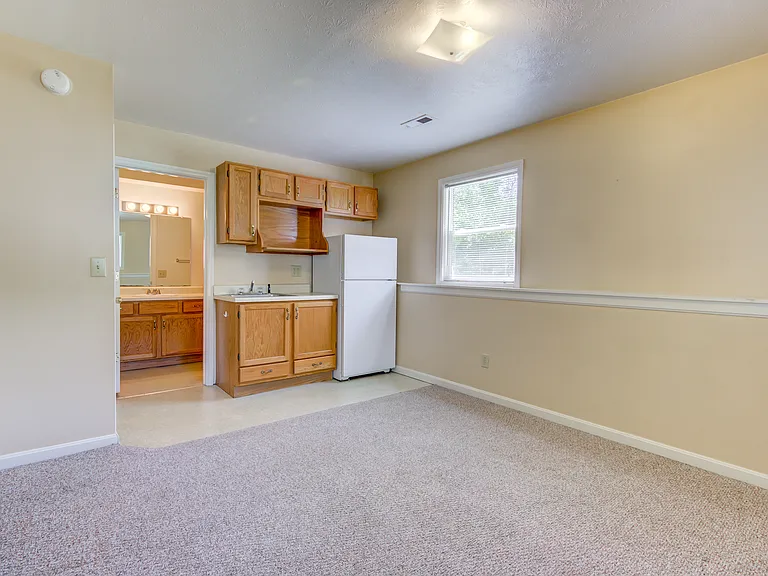 308 N College Ave #A — Photo 16