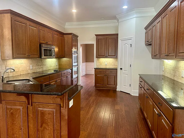 3117 Field Chase Rd SE — Photo 6