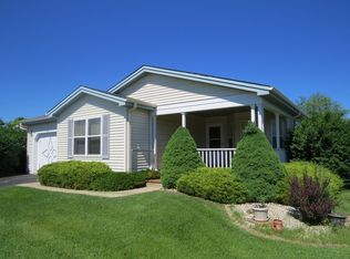 333 Palomino Ct, Grayslake, IL 60030