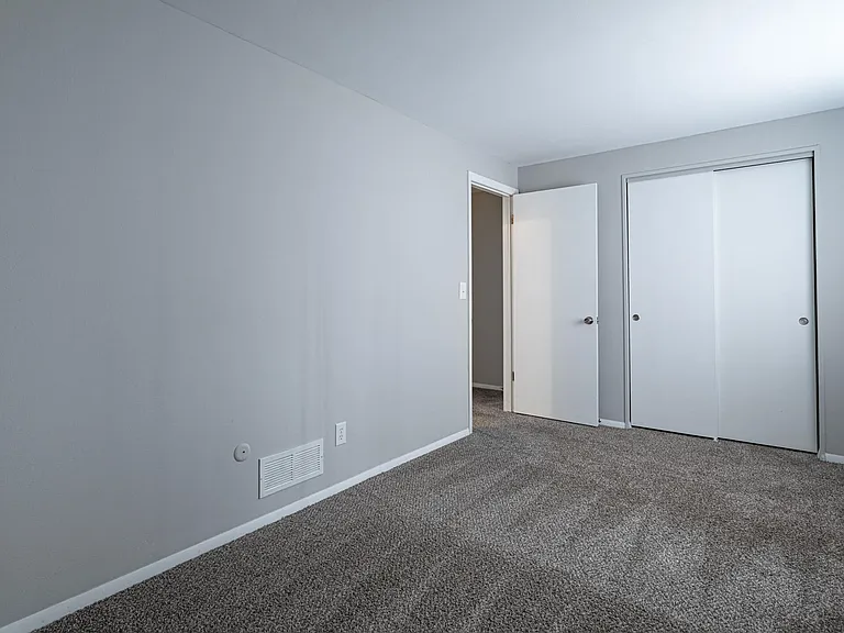 Flowerdale Townhomes — Photo 12